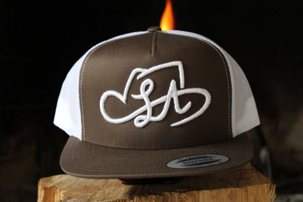 LA SHAPES LOGO BROWN & WHITE TRUCKER HAT