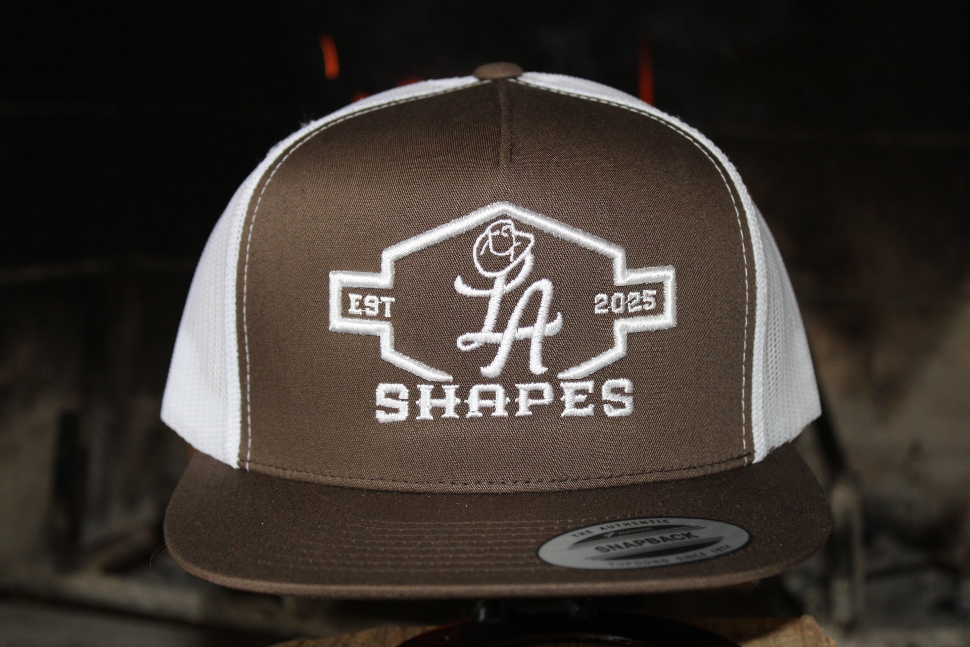LA SHAPES BROWN & WHITE TRUCKER HAT