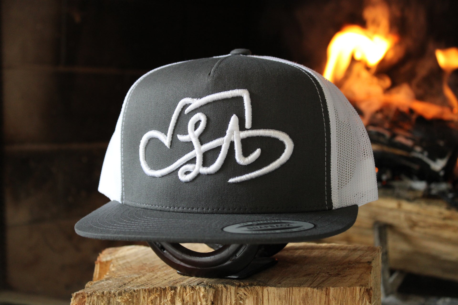 LA SHAPES LOGO CHARCOAL & WHITE TRUCKER HAT